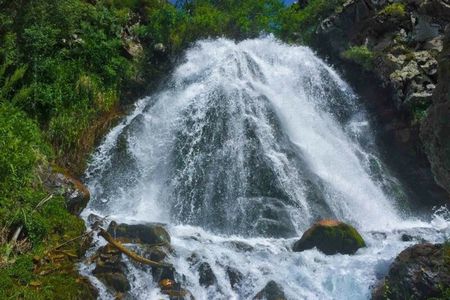 Tashkent: Day trip to the mountain of Nanai waterfall 