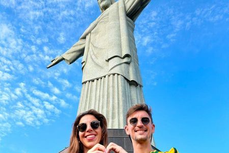 Tour Carioca : Christ the Redeemer + Mirante Dona Marta + Selaron