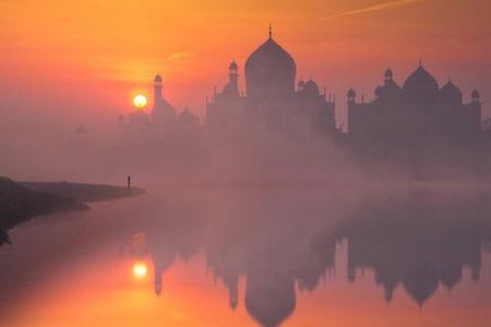 Taj Mahal Sunrise Tour From Delhi