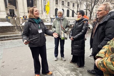 NYC: Strange & Sensational Stories Midtown Walking Tour