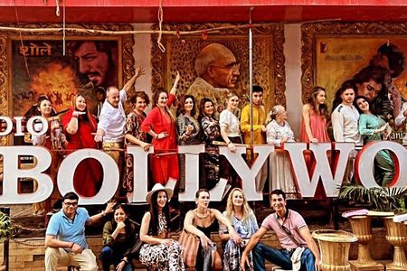 Mumbai Private Bollywood Studio Tour with Transfer