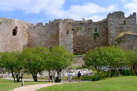 Private 4 Hour Patras Tour History Culture and Wine Tasting