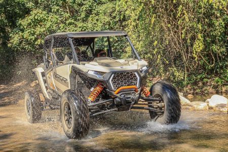 Raizer Rock Tour of the Nayarit Mountains