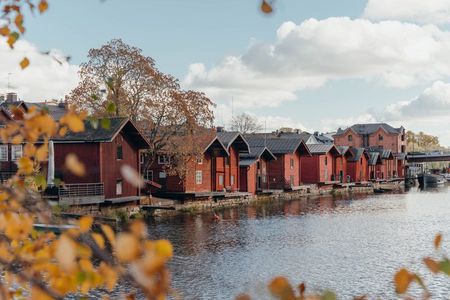 Porvoo Riverside Medieval Old Town Bus Tour from Helsinki