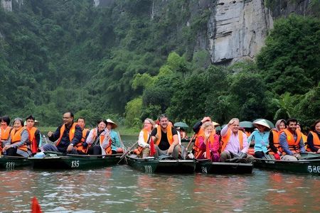 Ninh Binh Day Tour from Hanoi with Trang An Boat Trip & Mua Cave