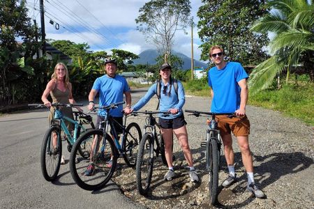 Rainforest Bike Tour in La Fortuna