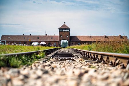 Private Guided Tour to Auschwitz Birkenau from Krakow