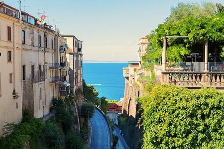 Day Trip from Rome: Explore Pompeii & Sorrento Amalfi Coast