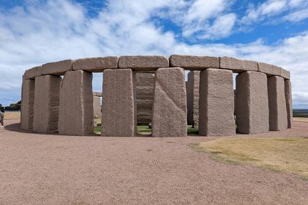 Stonehenge Half Day Tour from London + Ebook