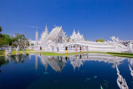 Chiang Rai Full Day Tour with Boat Trip and Longneck Village