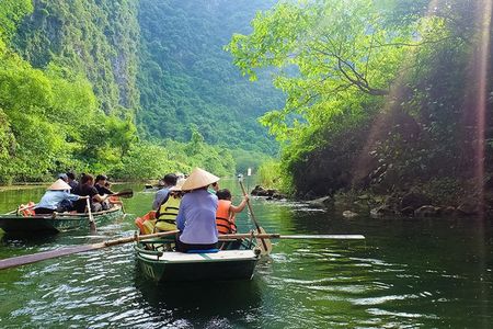 Ninh Binh Full Day Tour: Bai Dinh – Trang An – Mua Cave