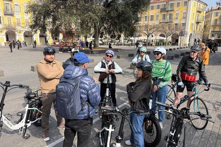 Guided tour of Nice by electric bike