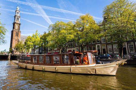 Amsterdam: Saloon Boat Cruise + Unlimited Drinks & Bite option