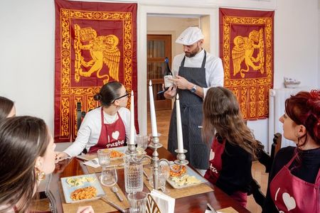 Venice: Hands-On Pasta & Gelato Class with Wine by St Mark's