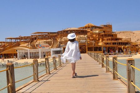 Hurghada Premium Orange Island Cruise with Lunch and Transfer