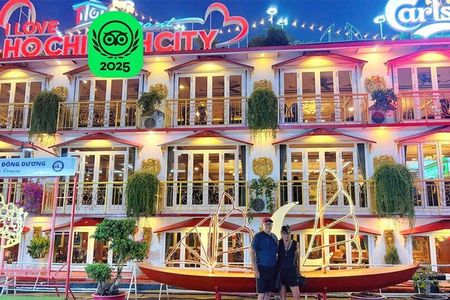 Ho Chi Minh City by Night - Dinner on River Junk