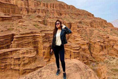 All in one day: Issyk Kul lake, Kok Moinok Canyon and Burana
