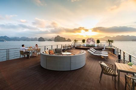Halong Bay 5 Star Luxury Day Cruise from Hanoi with Buffet Lunch