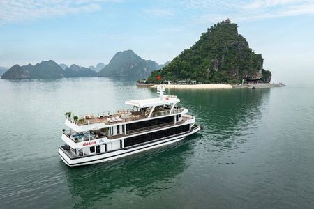 2D1N Ninh Binh & Halong Bay Day Cruise package with meals & hotel