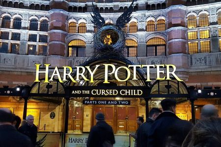 Harry Potter Film Locations Walking Tour + Ebook