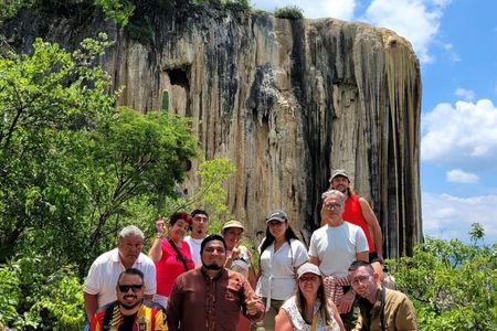 Half-Day Tour to Explore Hierve el Agua 