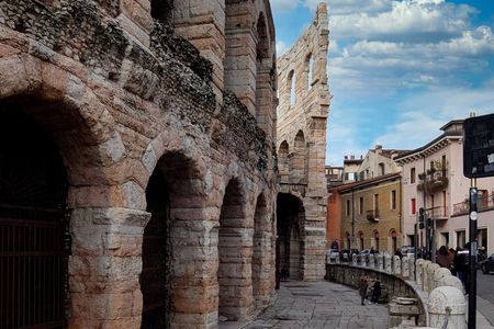 Verona in 1 day by train from Venice