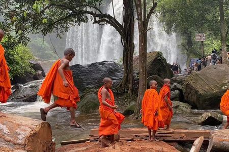 Private Classical Angkor Small Tour, Kulen Mountain & Tonle Sap