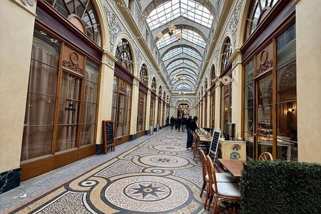 Secret Covered Passages Tour in Paris