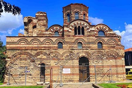 Walking tour: Nessebar Highlights & Optional Wine Tasting