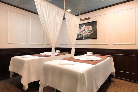 Overnight Cruise in Ha Long Bay and Lan Ha Bay