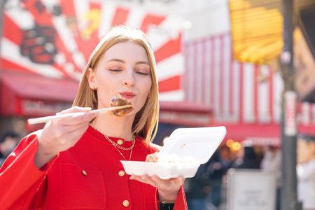 (1 Group Only) Osaka Dotonbori Food Tour Wagyu & Ramen Takoyaki