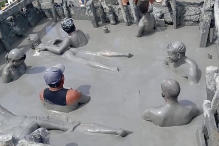 Mud Volcano + Beach Club Experience with Lunch Cartagena