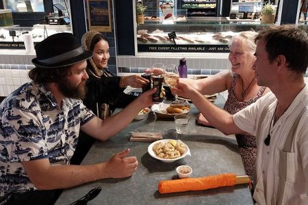 Auckland Downtown Food Tour with 5 Locals Favorite Dishes