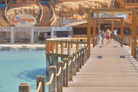 Luxury trip to Orange Bay and Hula Hula island Snorkeling & Lunch