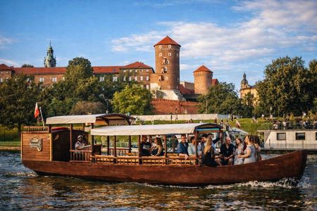 Gondola cruise The Vistula River Krakow private tour up to 12 person