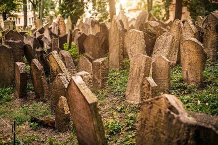 Prague Jewish Quarter Walking Tour with Admission Tickets