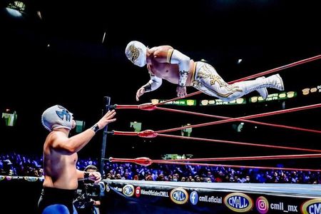 Wrestling Night at Arena Mexico