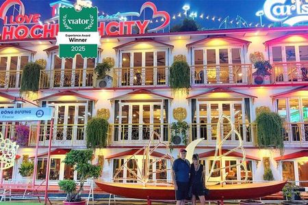 Ho Chi Minh City by Night - Dinner on River Junk