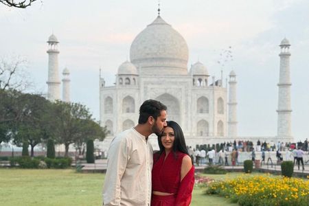 Tajmahal, Agra Fort, Baby Taj Tour From Delhi by Superfast Train