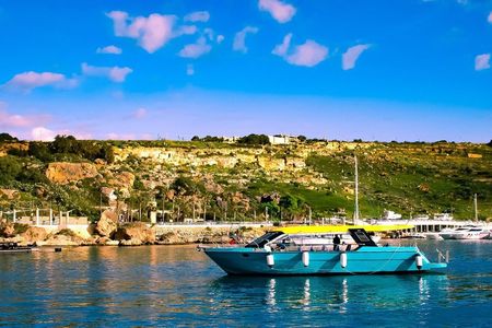 Boat Cruise around Comino/Blue Lagoon & Gozo