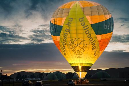 Luxury Hot Air Balloon Flight and Royal Berber Breakfast 