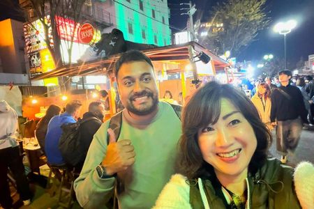 Fukuoka: Nakasu Food Stall Private Guided Tour with Tastings