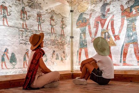 Luxor Private Full Experience in One Day East and West Bank Tour