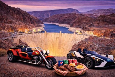 Hoover Dam Slingshot or Trike Tour with BBQ & Pawn Stars Shop