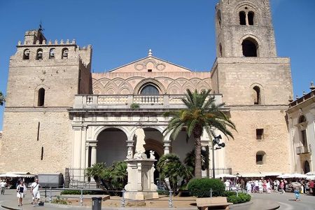 Day Trip from Palermo to Monreale and Segesta Small Group