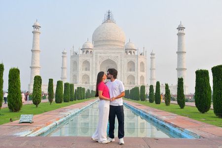 Private Taj Mahal Skip-the-Line Agra Tour by Local Verified Guide