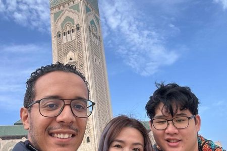 Casablanca Highlights Tour – Mosque, Corniche & Hidden Gems
