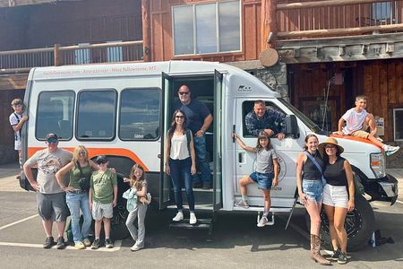 Private Yellowstone Tour with Lunch