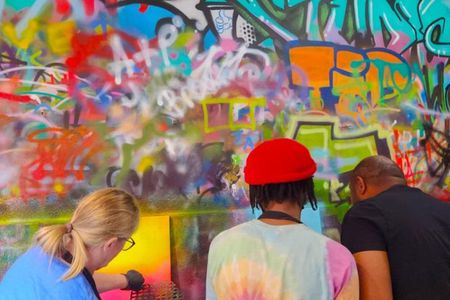 BYOB Spray Paint 'n' Sip in Chicago