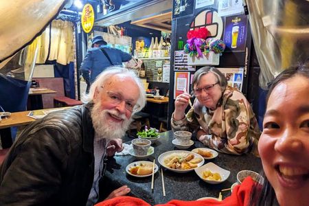 Shinjuku Bar Hopping Tour – Kabukicho & Golden Gai Experience